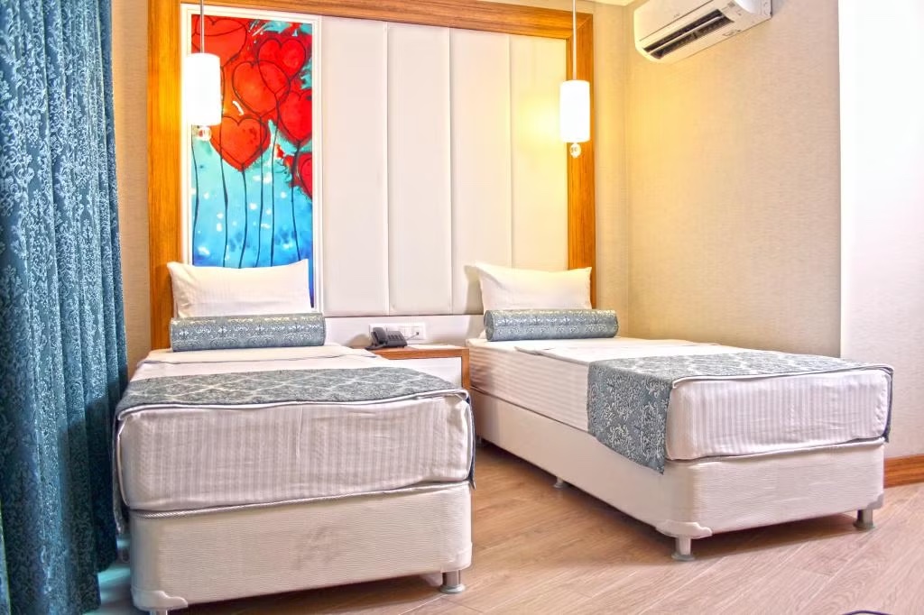 Exelans Hotel Instagram 11